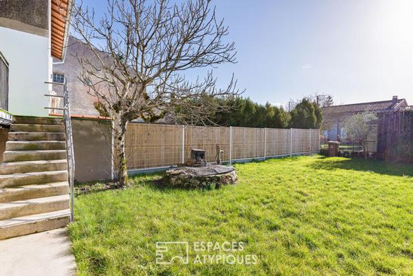 Maison contemporaine avec jardin et dépendances à Revel