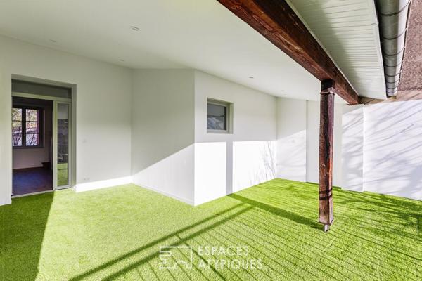 Maison contemporaine avec jardin et dépendances à Revel