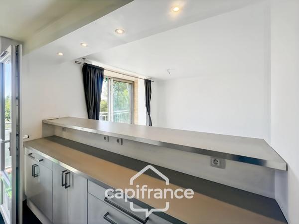 Appartement à vendre 4 pièces LA CIOTAT (13) - 74m2 terrasse vue mer - cave - au calme - à pieds centre ville.