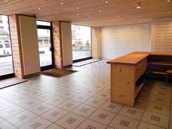 Local commercial , Ugine Local commercial , Ugine