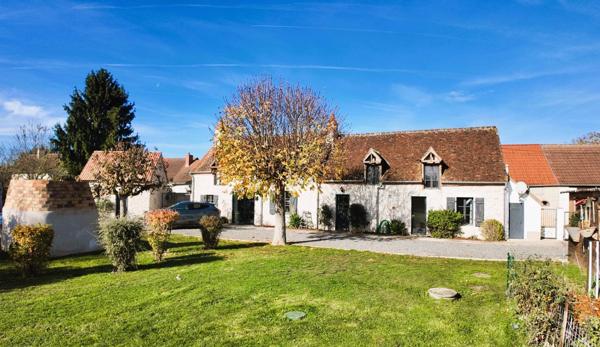 Longère du XVIIIᵉ siècle rénovée – Charme et confort au cœur du village de Cerbois