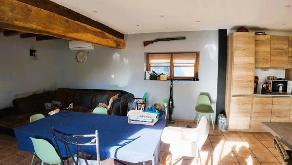 Longère du XVIIIᵉ siècle rénovée – Charme et confort au cœur du village de Cerbois