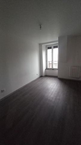 Appartement rénové à vendre à Saint-Flour dans le Cantal (15100), ref : FG/2527