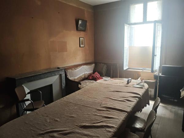 Maison de ville 174 m² à rénover à Richelieu