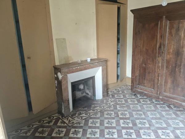 Maison de ville 174 m² à rénover à Richelieu