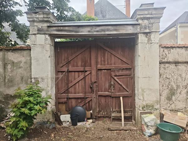 Maison de ville 174 m² à rénover à Richelieu