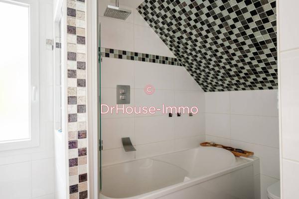 Maison à vendre 8 pièces de 247 m²