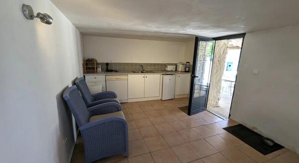 Superbe maison en pierre avec piscine à vendre à Montaigu-de-Quercy