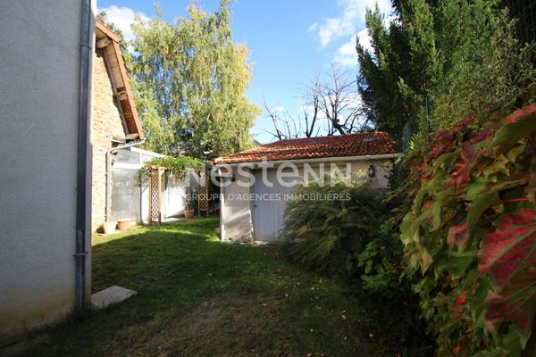Maison familiale 5 chambres sur beau terrain a Villebon Sur Yvette , RER LOZERE