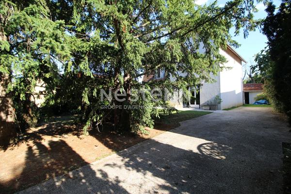Maison familiale 5 chambres sur beau terrain a Villebon Sur Yvette , RER LOZERE