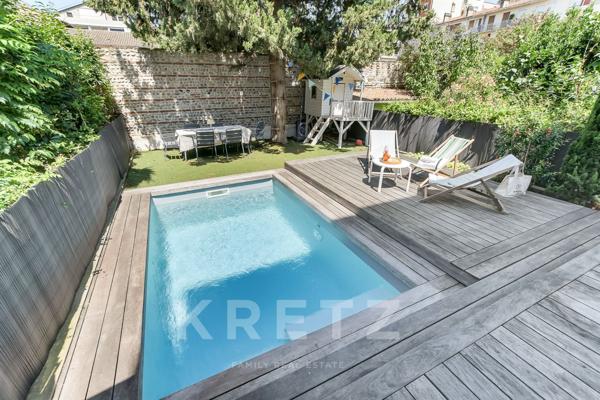 Busca, Toulouse, Maison de ville de 220 m² avec jardin, piscine et garage