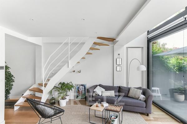 Busca, Toulouse, Maison de ville de 220 m² avec jardin, piscine et garage