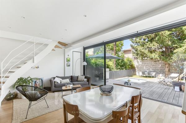 Busca, Toulouse, Maison de ville de 220 m² avec jardin, piscine et garage