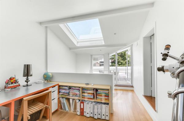 Busca, Toulouse, Maison de ville de 220 m² avec jardin, piscine et garage