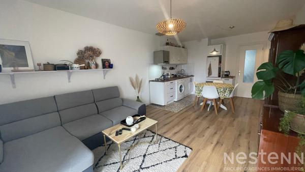 QUIBERON - Appartement rénové avec 2 chambres, extérieur, cave et stationnement proche de la mer