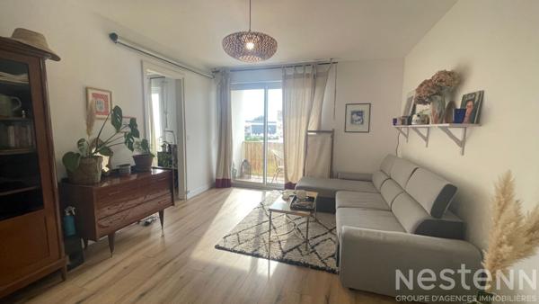 QUIBERON - Appartement rénové avec 2 chambres, extérieur, cave et stationnement proche de la mer