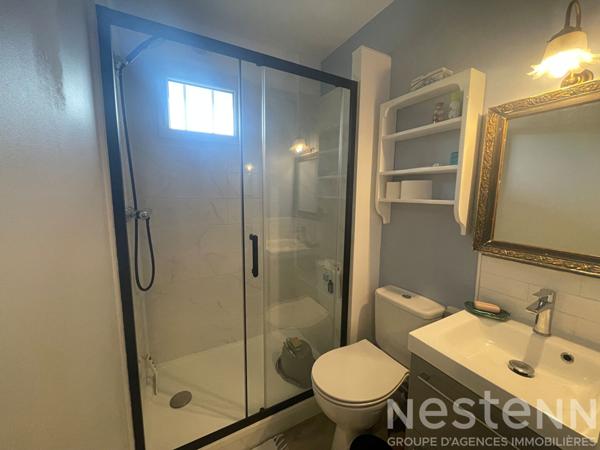 QUIBERON - Appartement rénové avec 2 chambres, extérieur, cave et stationnement proche de la mer