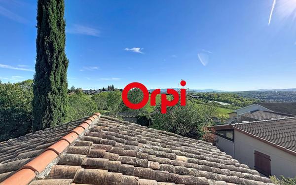 Maison à vendre    5 pièces •  Millery