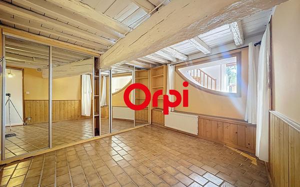 Maison à vendre    5 pièces •  Millery