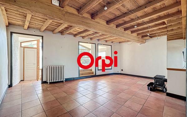 Maison à vendre    5 pièces •  Millery