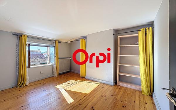 Maison à vendre    5 pièces •  Millery