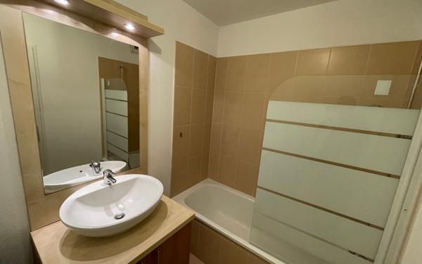 Appartement à louer    3 pièces •  Pontonx-sur-l'Adour