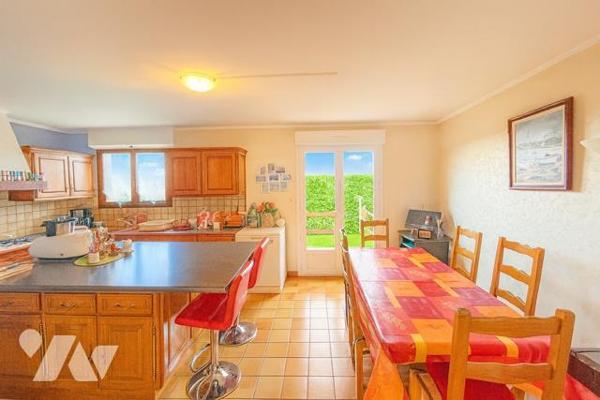 LA TRINITÉ-PLOUZANÉ - Maison 4 chambres - terrain 340m²