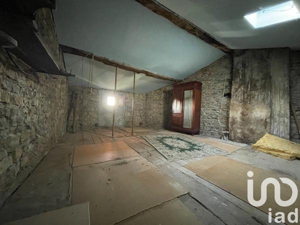 Maison 4 pièces de 89 m² à Jujurieux (01640)