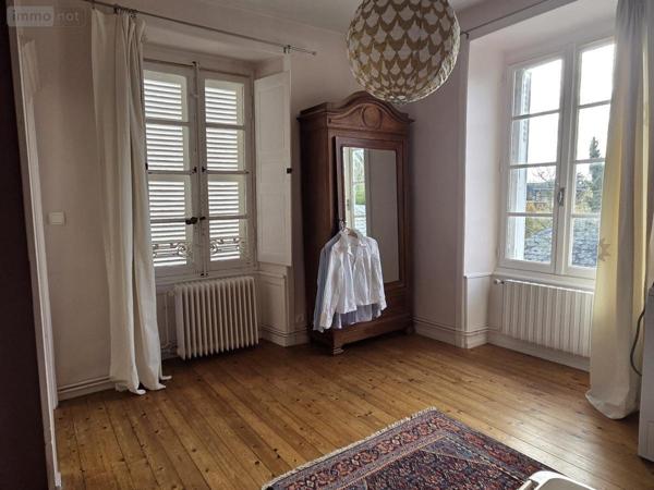 Maison à vendre à Château-Gontier-sur-Mayenne en Mayenne (53200), ref : 53073-1722