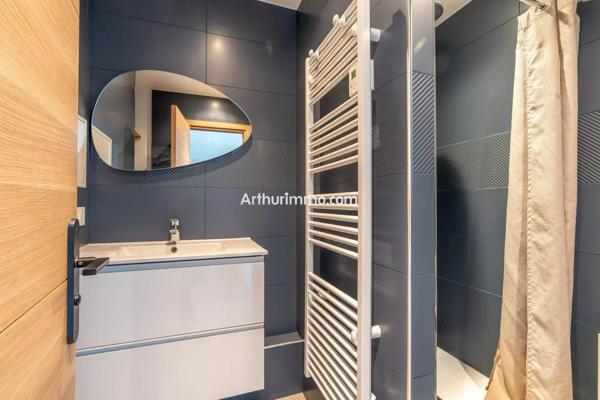 Vente                                                      Appartement
                        
                     4 pièces                      79 m2                     à Sucy-en-Brie