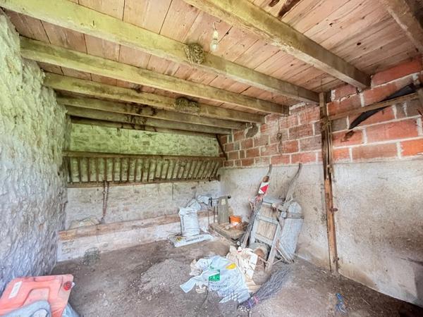 Maison à vendre 4 pièces SAINT BONNET DE JOUX (71) + dépendance - Terrain 3300 m²