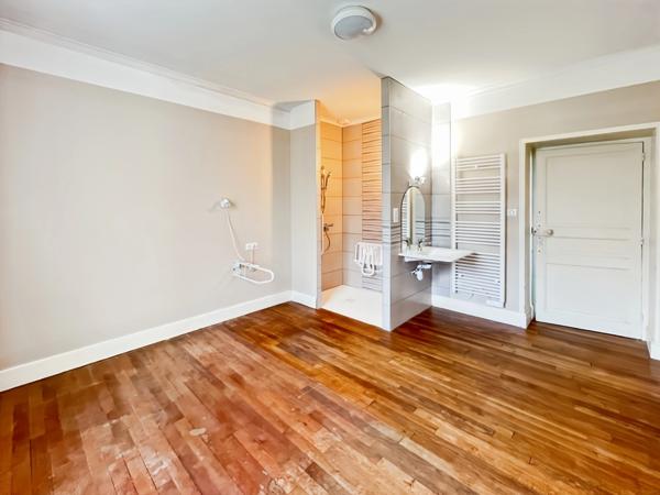 Maison à vendre 4 pièces SAINT BONNET DE JOUX (71) + dépendance - Terrain 3300 m²