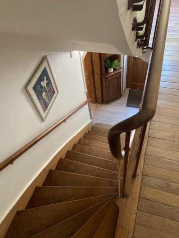 Bien de caractère dans un quartier très apprécié de Châtillon sur seine  !