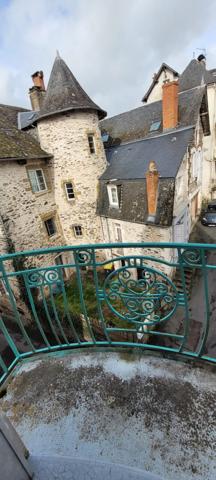Maison de charme à rénover au cœur d’Allassac