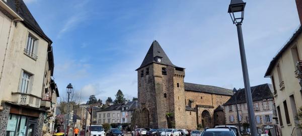 Maison de charme à rénover au cœur d’Allassac