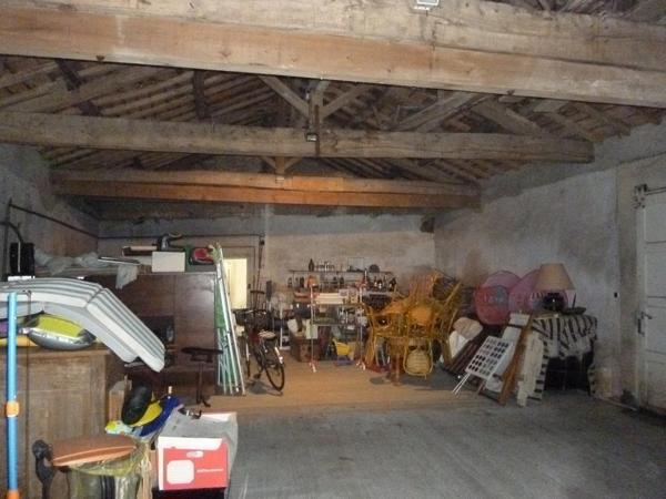 Charmante maison de village de 4 chambres avec grange et joli jardin à quelques pas de toutes les commodités