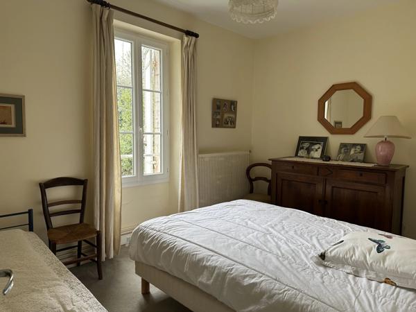 Charmante maison de village de 4 chambres avec grange et joli jardin à quelques pas de toutes les commodités
