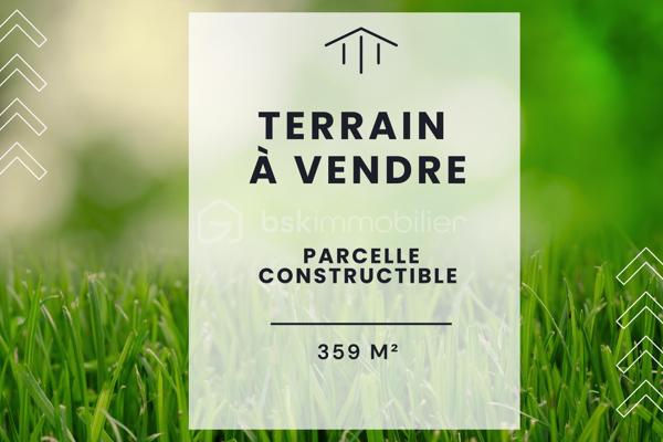 Terrain viabilisé de 359 m², prêt à bâtir, quartier de l’Union à Sartrouville. Eau, gaz naturel, électricité et assainissement collectif déjà raccordés ,  aucuns frais de viabilisation à prévoir.Une construction ancienne de 26,95 m² (1930) est présente sur la parcelle et cédée en l'état, offrant la possibilité d'une démolition-reconstruction selon votre projet. Pour tout projet de construction, je vous accompagne avec un architecte partenaire. Contactez-moi pour en savoir plus.