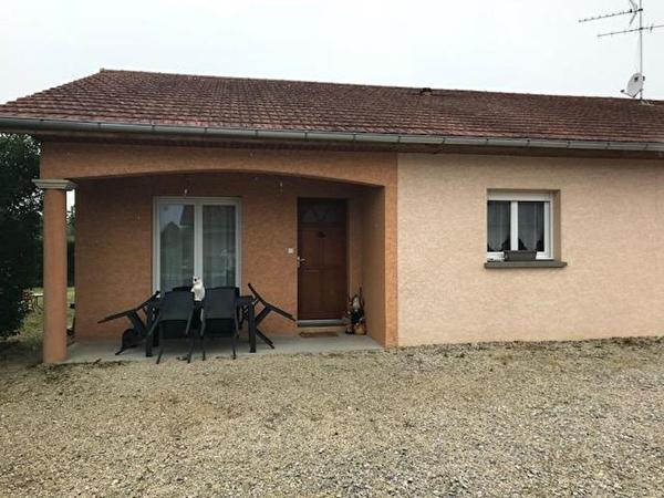 Loue Cras maison T4 récente de plain pied sur terrain clos