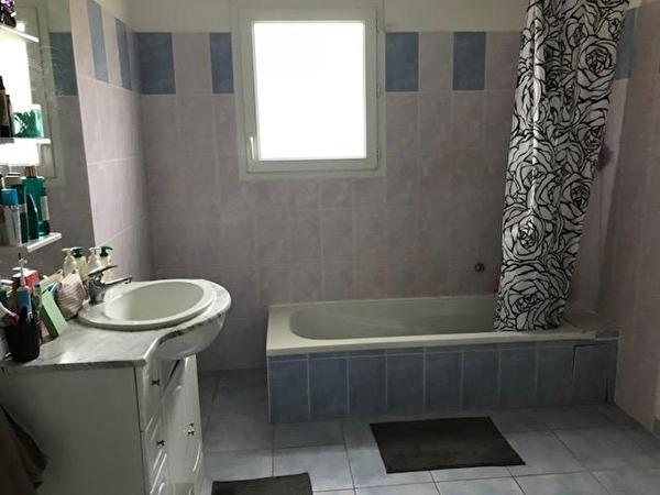 Loue Cras maison T4 récente de plain pied sur terrain clos