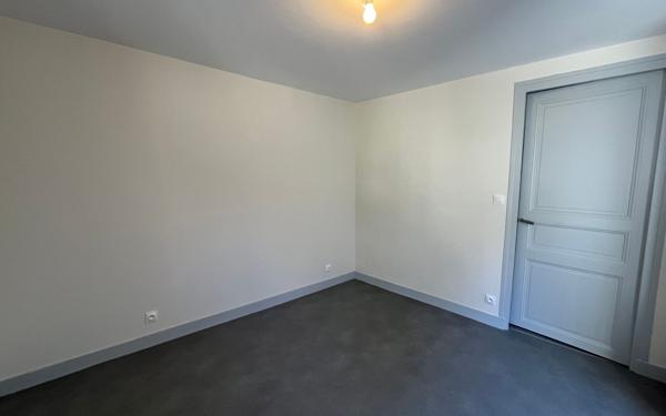 Appartement à louer    1 pièce •  Château-Thierry