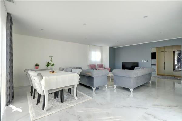 Maison à vendre |  Saint-Sulpice-la-Pointe |  5 pièces | 136 m²