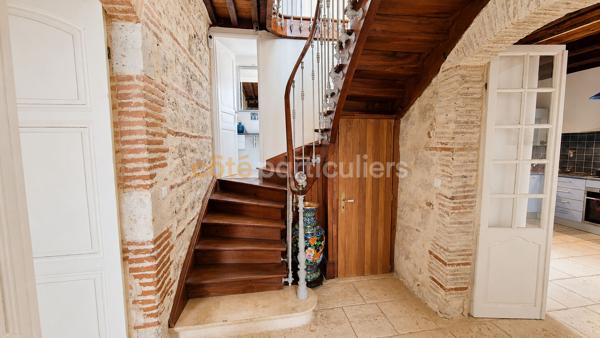 Vente
                Maison265 m² - 7 Pièces -
                    PUYMIROL (47270)