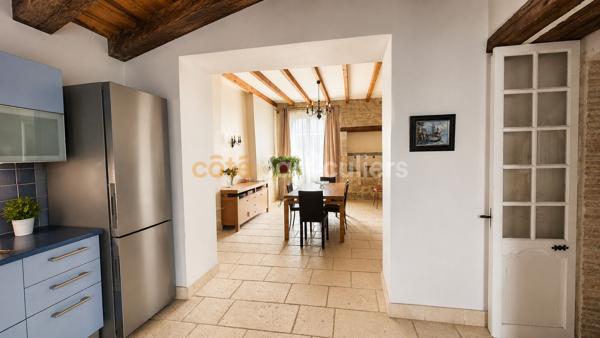 Vente
                Maison265 m² - 7 Pièces -
                    PUYMIROL (47270)