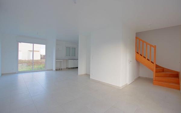 Maison à vendre    4 pièces •  Nesle