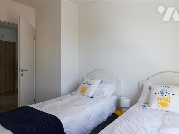 LA GUERINIERE, FACE A LA MER