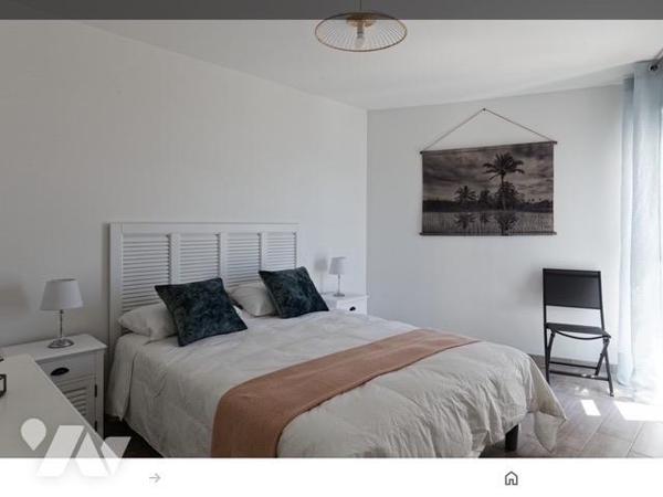 LA GUERINIERE, FACE A LA MER