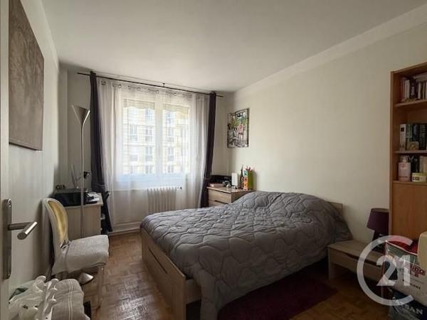 Appartement F4 à vendre  4 pièces - 70,77 m2 PARIS - 75015