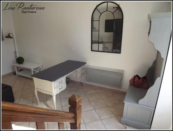 Maison à vendre + Appartement en location - Centre historique de MONTAIGU (85)