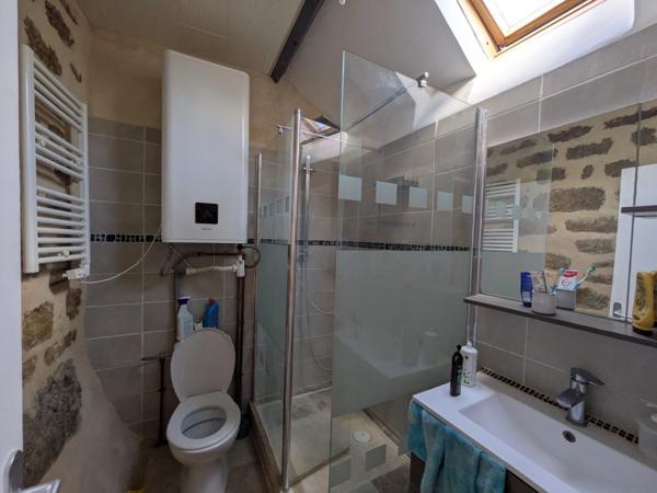 SAINT TUGDUAL GRANDE LONGERE RENOVEE DE 5 PIECES 154m² PARCELLE DE 1390M².